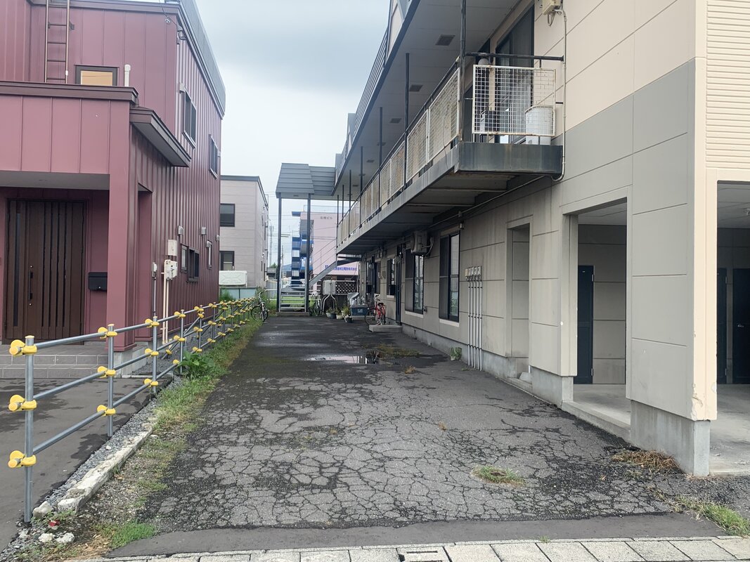 アパート入口