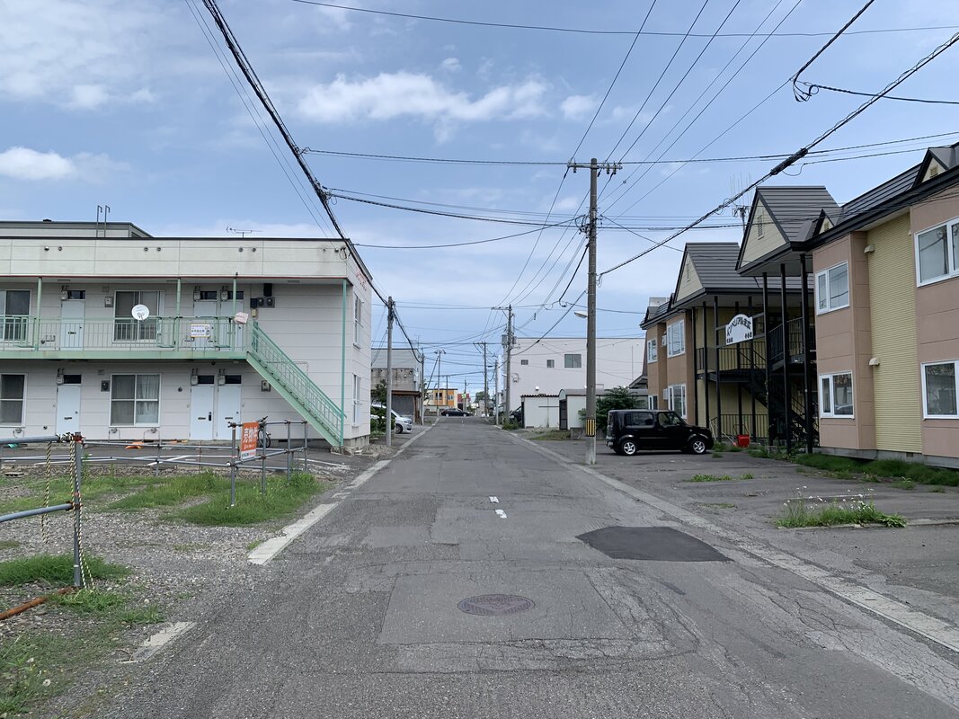 前面道路幅員：8.00ｍ(位置指定道路)