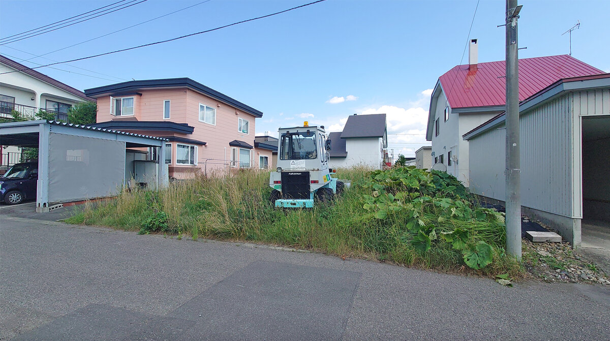北西向き