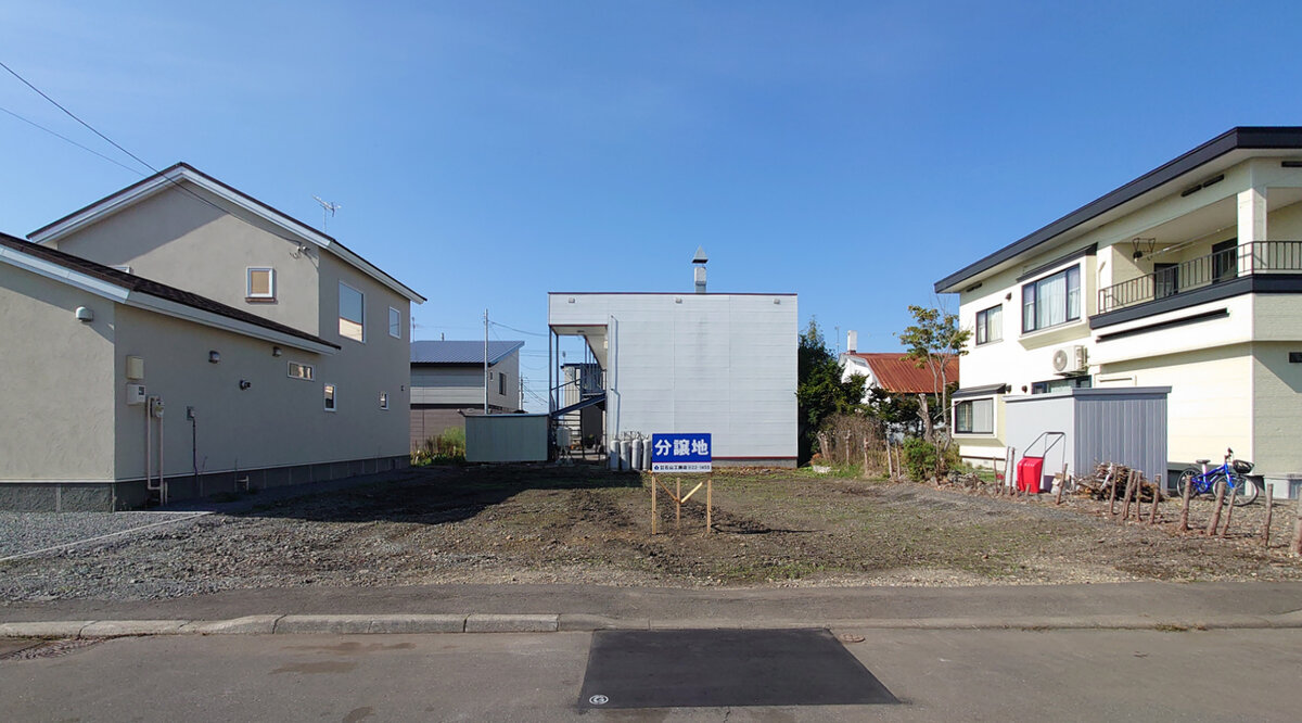 間口：13.816ｍ