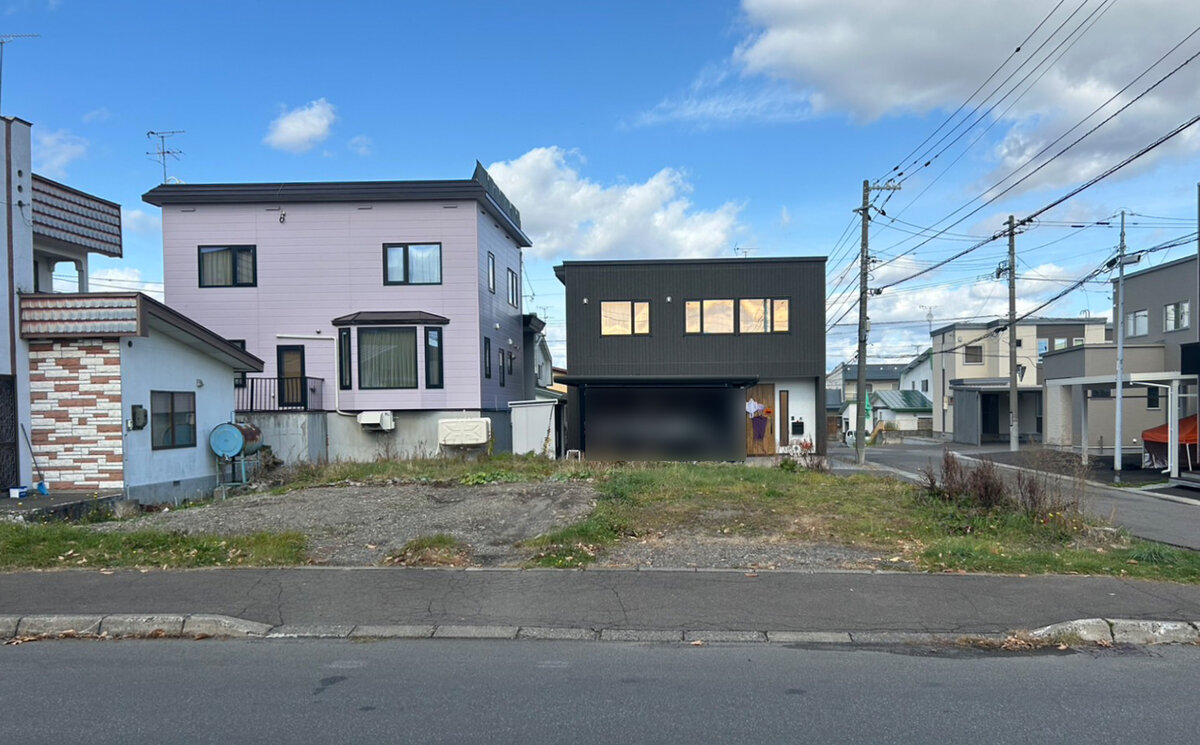 南側　間口13.332ｍ　角地隅切り3.00ｍ