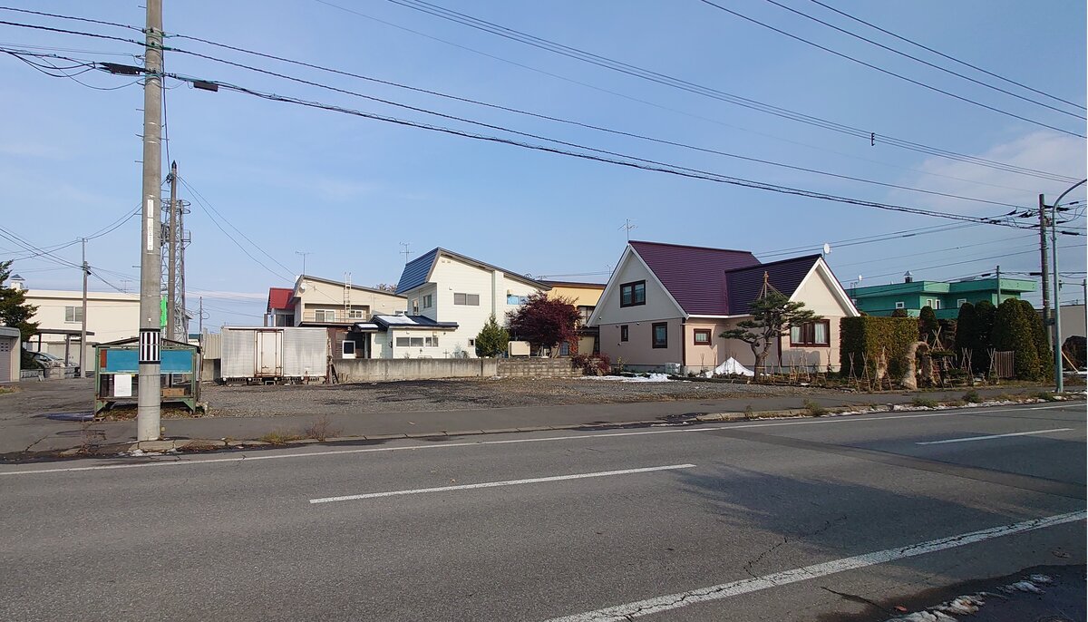 北西：間口14.546ｍ・南西：間口23.401ｍ