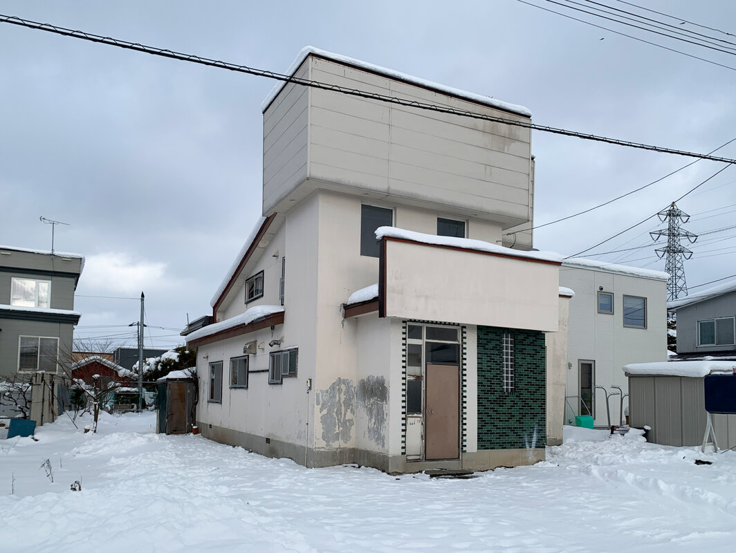 現地　解体更地渡し※解体時期は未定