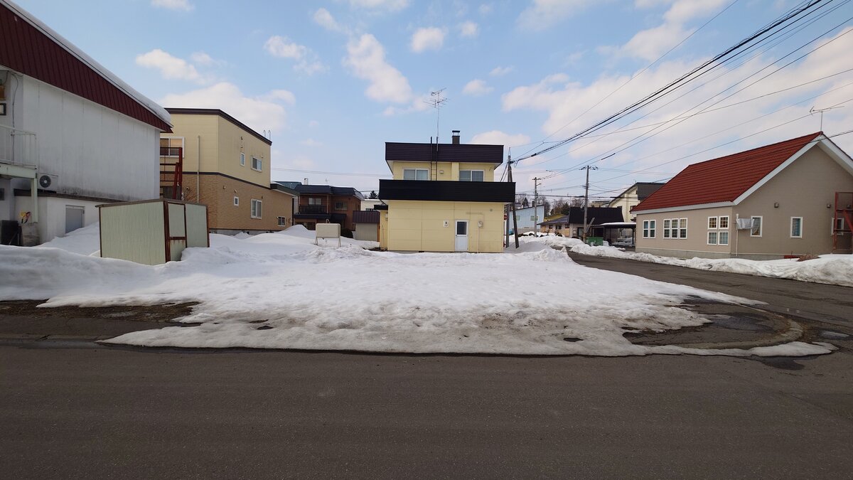 南東側　間口16.363ｍ