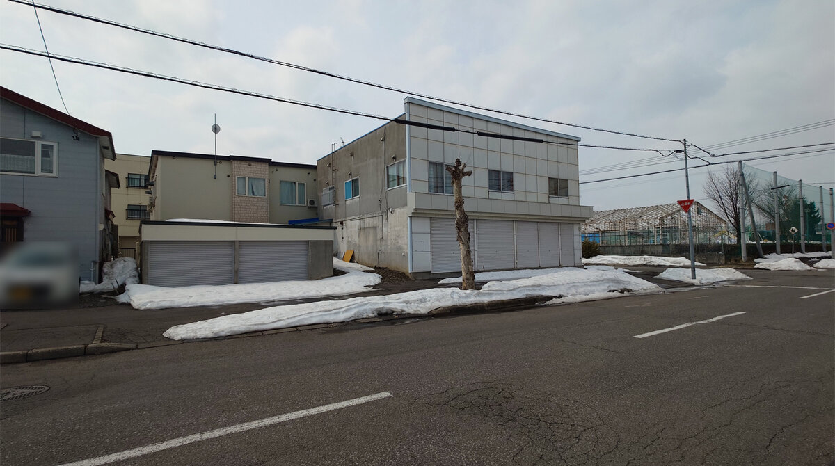 北東間口：21.818ｍ