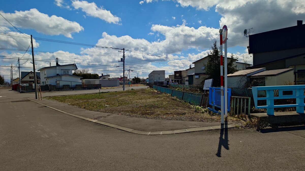 北側：道路幅員8.00ｍ