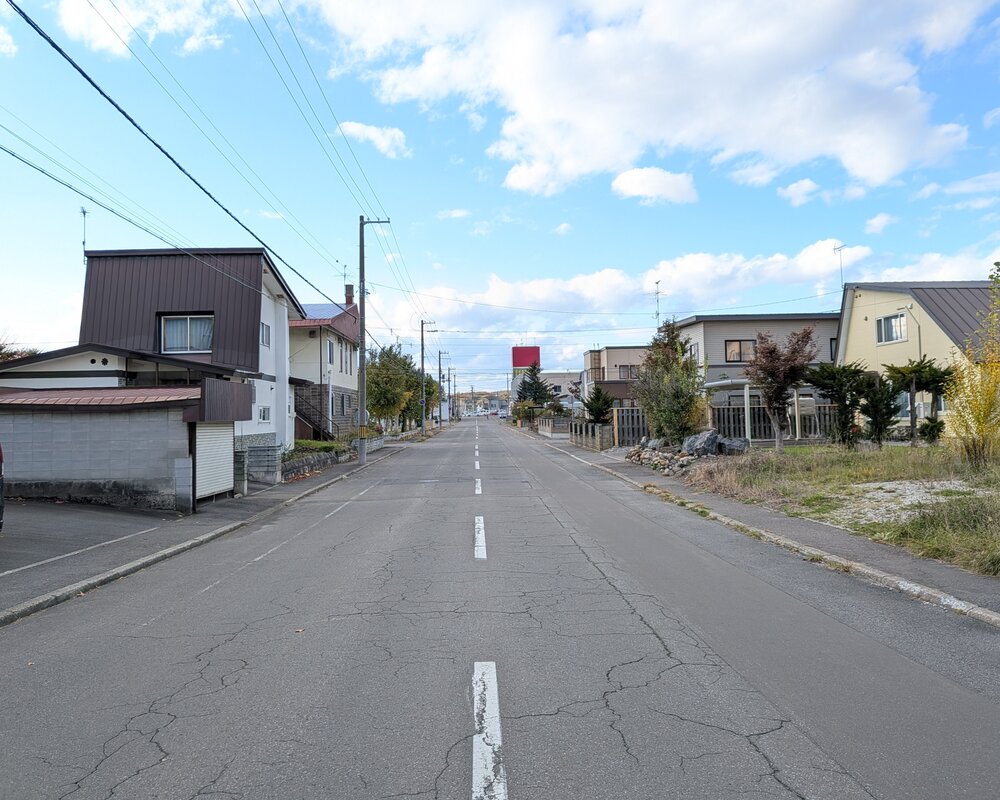 前面道路　幅員12.0ｍ