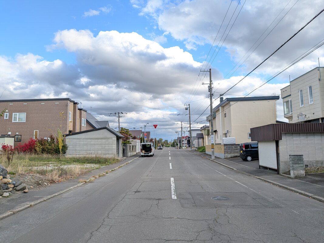前面道路　幅員12.0ｍ