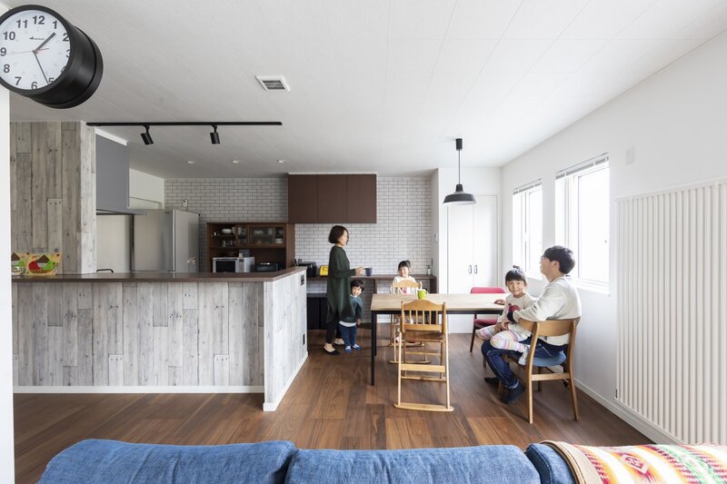  【注文住宅】快適導線、書斎、ウッドデッキ　家族の希望を全て詰め込んだ家 【Studio i】