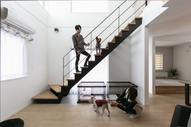 【注文住宅】間取り、素材、収納にひと工夫。人も犬も暮らしやすい我が家【studio.I】