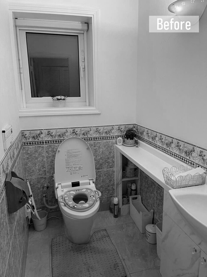トイレB白黒.jpg