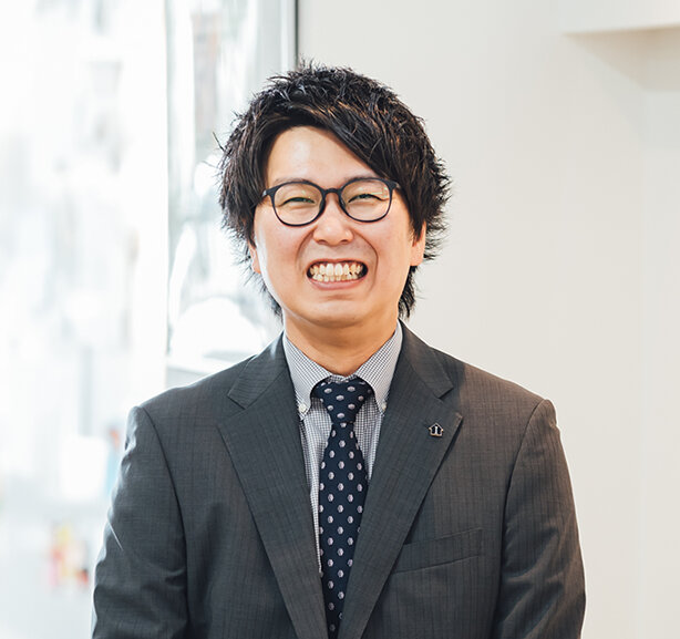 営業担当 水上