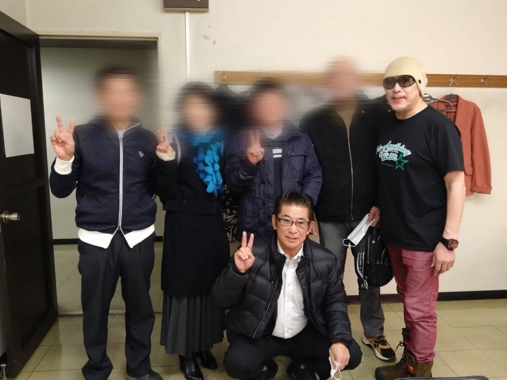 小、中、高と同級生のみのや君と楽屋での記念撮影