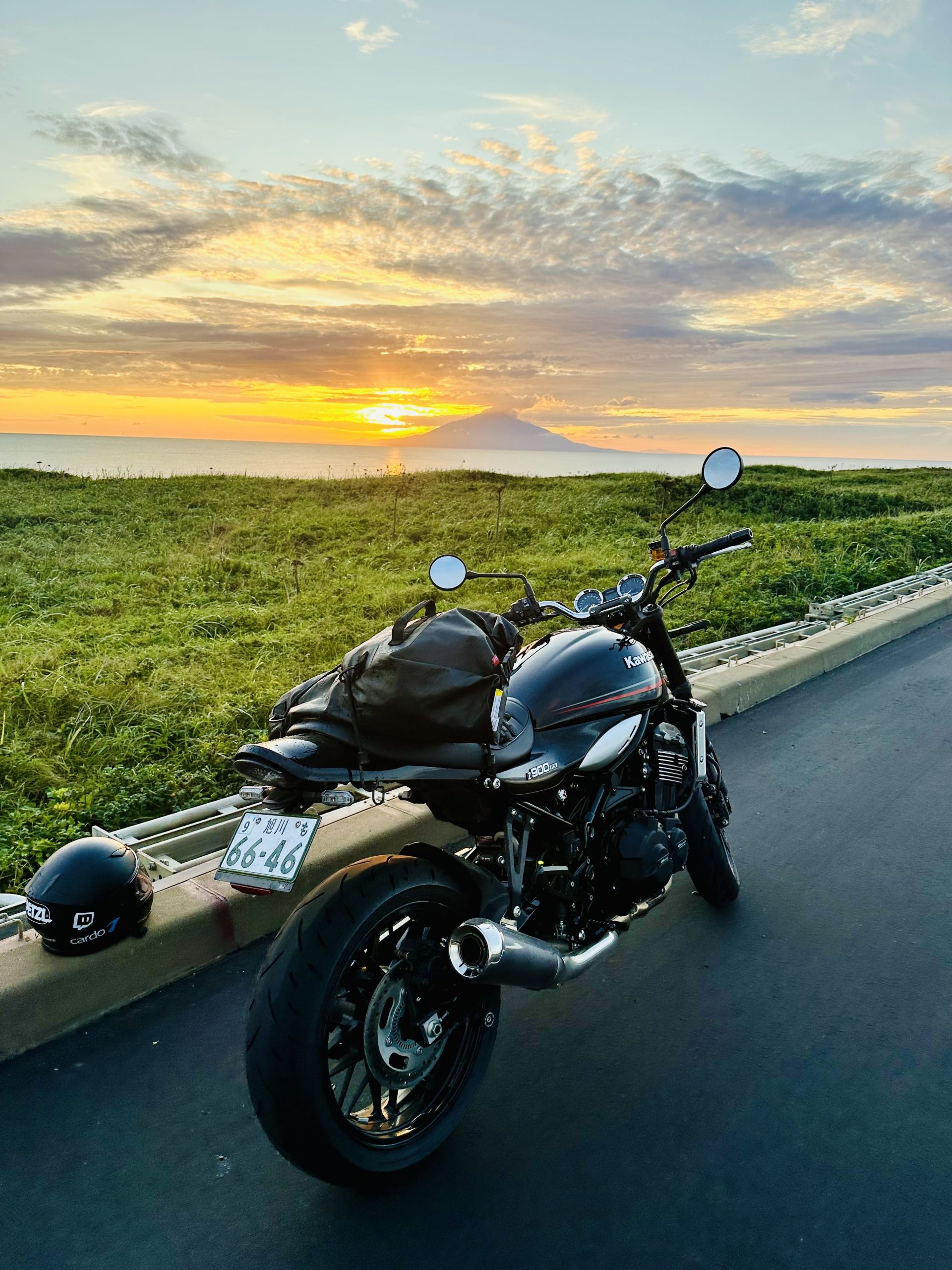 カフェ・休日のイメージ写真